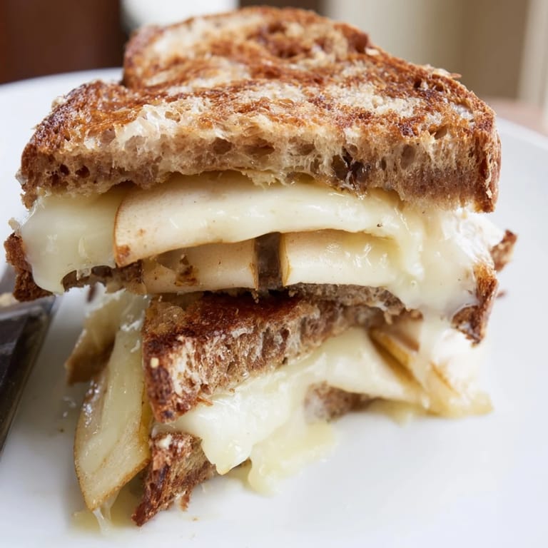 Perfectly grilled, this Smoked Gouda & Apple Grilled Cheese features buttery, golden crusts and a warm, gooey center ready for dipping.